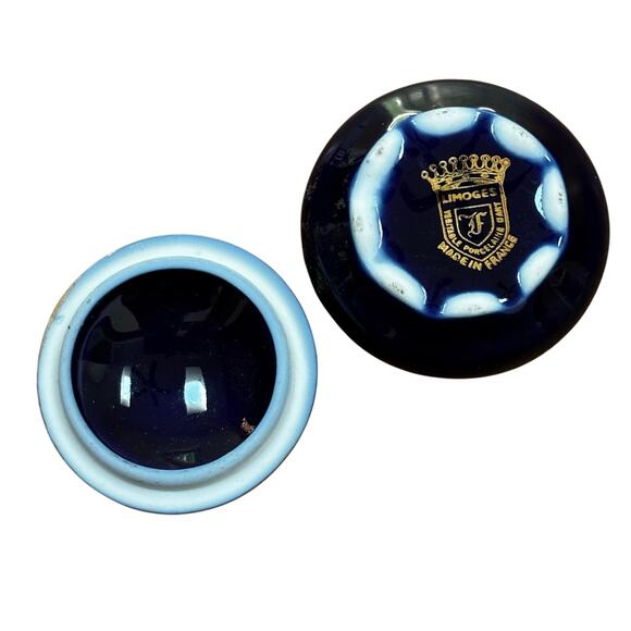 Vintage Limoges France porcelain trinket box cobalt blue & romantic gold design - Picture 5 of 8